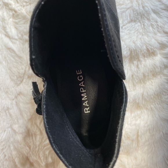 Black Rampage Boots size 9.5.  Brand new. - Picture 4 of 4